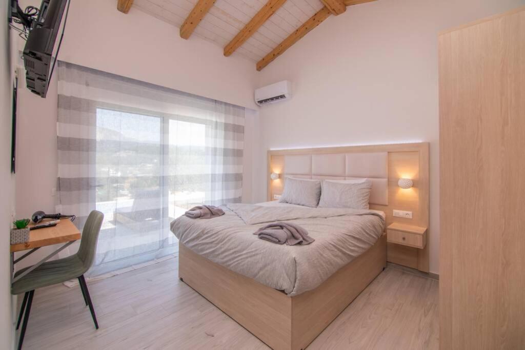 Villa di pietra Liapades Esterno foto