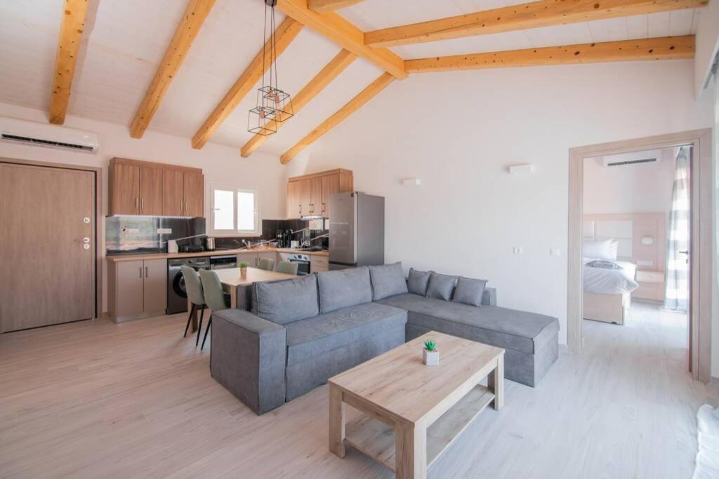 Villa di pietra Liapades Esterno foto